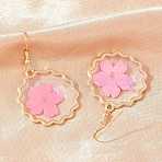 Alloy & Dried Flower Dangle Earrings, with Dipping Glue, Flower Shape, Golden, 47x26.5mm(AL-Z001-03G)