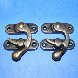 Iron Wooden Box Lock Catch Clasps, Jewelry Box Latch Hasp Lock Clasps, Antique Bronze, 26x23x8mm, Hole: 2~2.5mm, 2pcs/set(X-IFIN-R203-92AB)