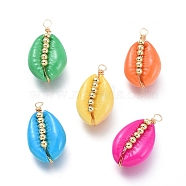 Spray Paint Cowrie Shell Pendants, with Brass Beads and Copper Wire, Golden, Mixed Color, 20~25x13~16x5~11mm,, Hole: 2.5mm(PALLOY-JF00449)