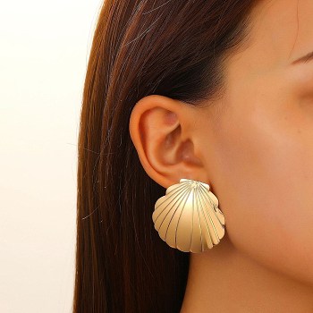 Shell Shape Alloy Stud Earrings for Women, Light Gold, 37x40mm