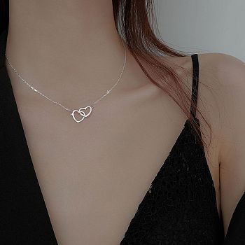 Fashionable and Versatile Alloy Love Heart Pendant Necklace for Daily Wear and Pairing, Platinum