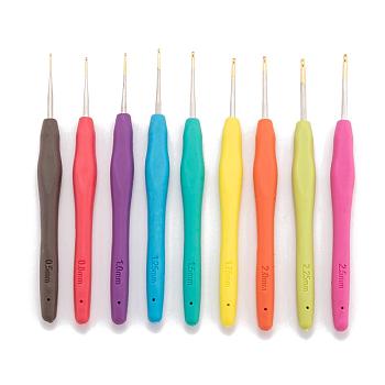 Iron Crochet Hooks, with TRP Handle, Mixed Color, 135x12x9mm, Pin: 0.5mm/0.8mm/1mm/1.25mm/1.5mm/1.75mm/2mm/2.25mm/2.5mm, 9pcs/set