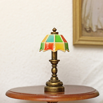 Alloy Miniature Table Lamp with Lampshade, Mini Light Dollhouse Decoration Accessories, Colorful, 18x43mm