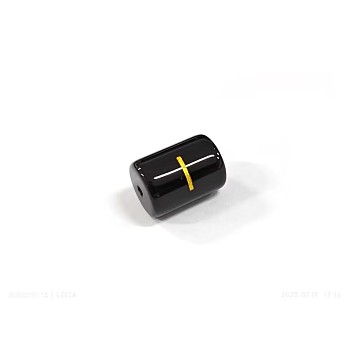 Painted Glass Beads, Black Column with Gold Letter, Letter.I, 13.7x10mm, Hole: 1.5mm