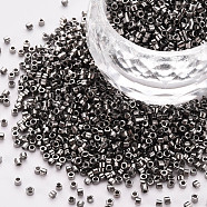 Plated Glass Cylinder Beads, Seed Beads, Metallic Colours, Round Hole, Silver, 1.5~2x1~2mm, Hole: 0.8mm, about 8000pcs/bag, about 1pound/bag(SEED-S047-E-008)
