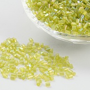 11/0 Two Cut Glass Seed Beads, Hexagon, Trans.Colours Rainbow, Light Green, Size: about 2.2mm in diameter, about 4500pcs/50g(X-CSDB164)