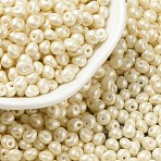 6/0 Glass Seed Beads, Opaque Colours Luster, Teardrop, Light Goldenrod Yellow, 4~5x4~4.5x3~4mm, Hole: 0.8~0.9mm, about 125pcs/10g(X1-SEED-L011-08A-16)