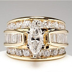 Horse Eye Alloy with Crystal Rhinestone Finger Rings, Golden, 13.5mm, US Size 7(17.3mm)(FS-WG251C3-02)