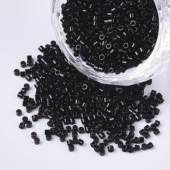 11/0 Grade A Glass Seed Beads, Cylinder, Uniform Seed Bead Size, Baking Paint, Black, about 1.5x1mm, Hole: 0.5mm, about 20000pcs/bag
