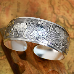 Retro & Bohemian Style Alloy Cuff Bangles for Women, Antique Silver, Tiger, Inner Diameter: 2-3/8 inch(6cm)(FS-WG4A806-15)
