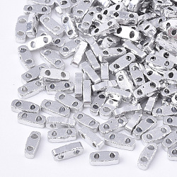 Electroplate Opaque Glass Seed Beads, 2-Hole, Rectangle, Platinum Plated, 4.5~5x2x1~1.5mm, Hole: 0.5~0.8mm(SEED-S023-20A-03)