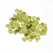 Natural Peridot Chip Beads, No Hole/Undrilled, 3~9x1~4mm(X-G-L453-04)