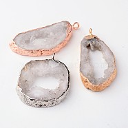Natural Geode Agate Druzy Slice Pendants, Nuggets, with Brass Findings, Mixed Color, 18~48x28~70x6~9mm, Hole: 2mm(G-L461-04)