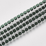 Electrophoresis Iron Rhinestone Strass Chains, Rhinestone Cup Chains, with Spool, Emerald, SS8.5, 2.4~2.5mm, about 10yards/roll(CHC-Q009-SS8.5-B02)