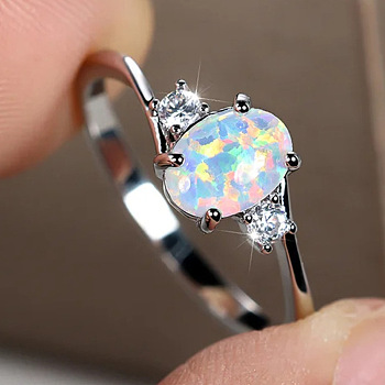 Alloy Finger Rings, with Brass Micro Pave Cubic Zirconia and Opal Finding, Oval, US Size 8(18.1mm)