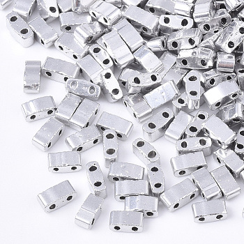 Electroplate Opaque Glass Seed Beads, 2-Hole, Rectangle, Silver Plated, 4.5~5.5x2x2~2.5mm, Hole: 0.5~0.8mm