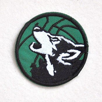 Computerized Embroidery Cloth Iron on/Sew on Patches, Costume Accessories, Appliques, Flat Round with Wolf, Green, 60mm