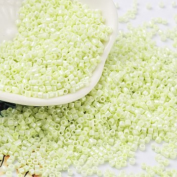 Baking Paint Glass Seed Beads, Cylinder, Mint Cream, 2x1.5mm, Hole: 1mm, about 50398pcs/pound