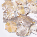 Cellulose Acetate(Resin) Pendants, Shell, Antique White, 18.5x18.5x3.5mm, Hole: 1.2mm(KY-S157-39C)