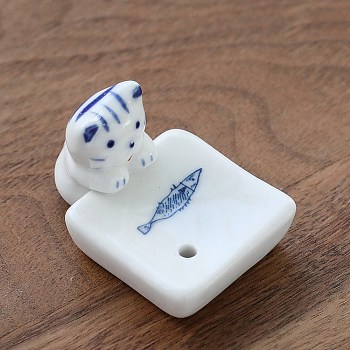 Porcelain Incense Burners, Cute Animal Incense Holders, Home Office Teahouse Zen Buddhist Supplies, Cat Shape, 51x36x31mm